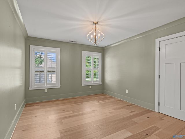 180 Greystone Pass, Guntersville, AL 35976