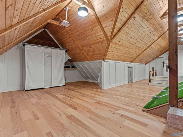 180 Greystone Pass, Guntersville, AL 35976