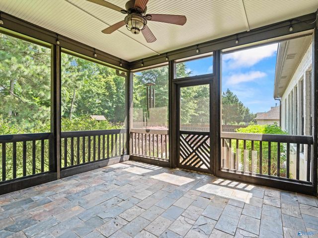 180 Greystone Pass, Guntersville, AL 35976
