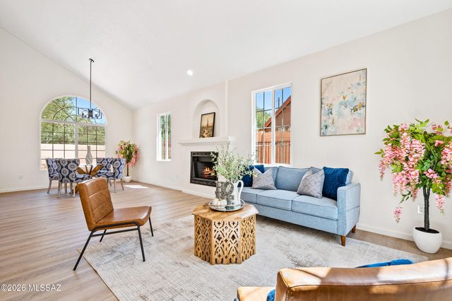 3032 N Palomino Park Loop, Tucson, AZ 85712