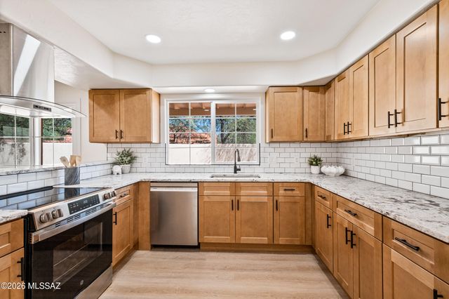 3032 N Palomino Park Loop, Tucson, AZ 85712
