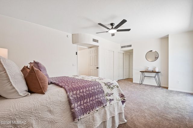 3032 N Palomino Park Loop, Tucson, AZ 85712