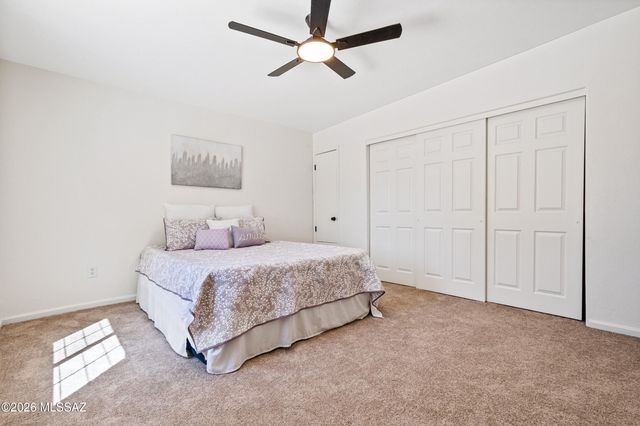 3032 N Palomino Park Loop, Tucson, AZ 85712