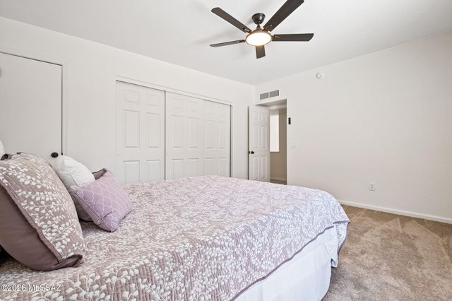 3032 N Palomino Park Loop, Tucson, AZ 85712