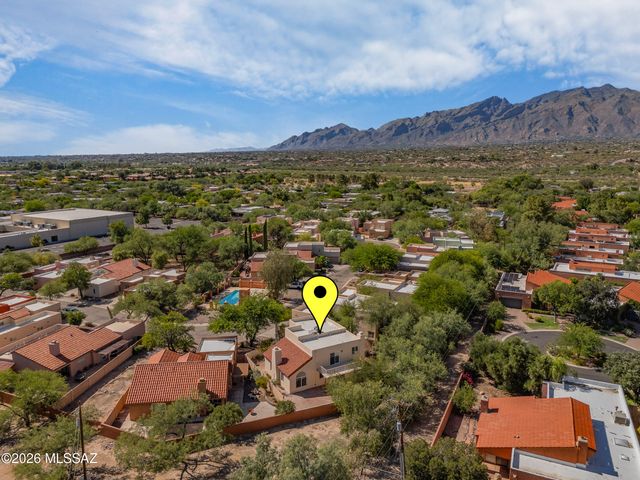 3032 N Palomino Park Loop, Tucson, AZ 85712