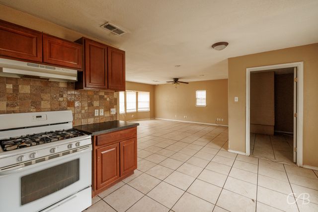 5250 Taos Drive, Abilene, TX 79605