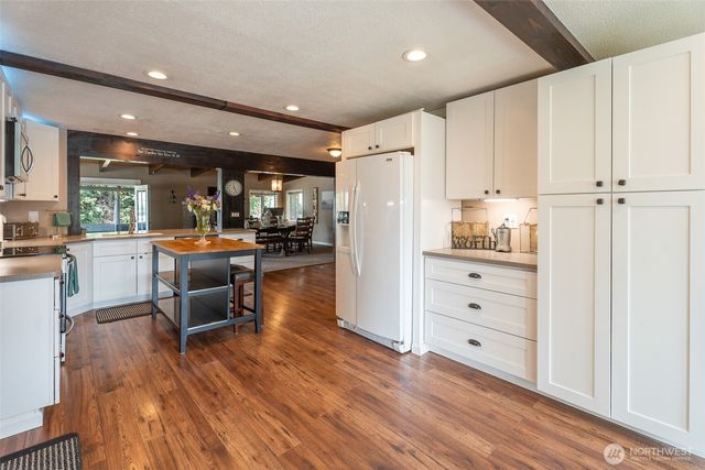 1598 Tedford Street SE, East Wenatchee, WA 98802