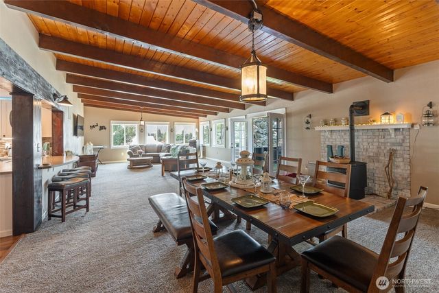 1598 Tedford Street SE, East Wenatchee, WA 98802