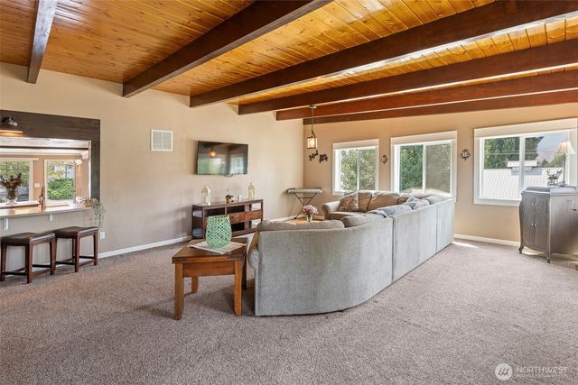 1598 Tedford Street SE, East Wenatchee, WA 98802