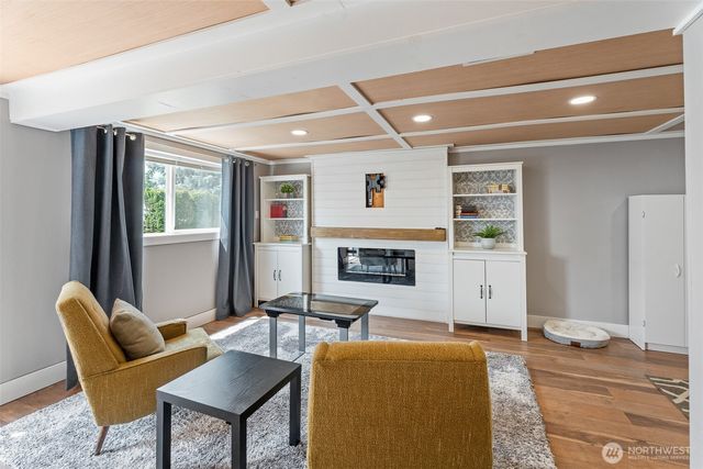 1598 Tedford Street SE, East Wenatchee, WA 98802