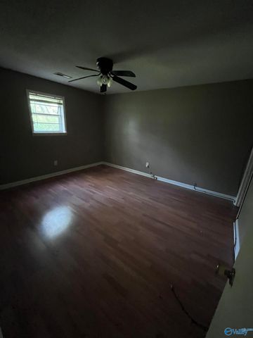 306 NW 12th Avenue, Decatur, AL 35601