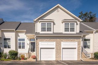 8350 Hickory Overlook, Blacklick, OH 43004