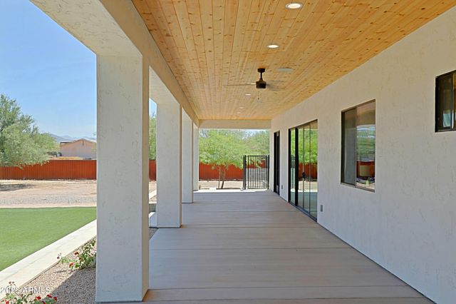 38133 N 29TH Avenue, Phoenix, AZ 85086