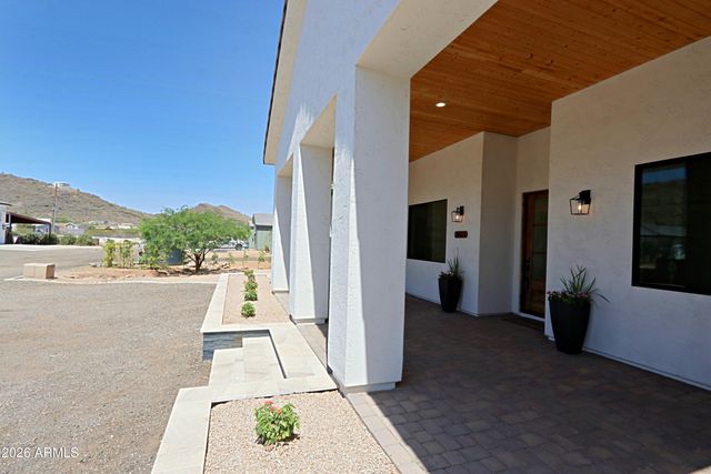 38133 N 29TH Avenue, Phoenix, AZ 85086