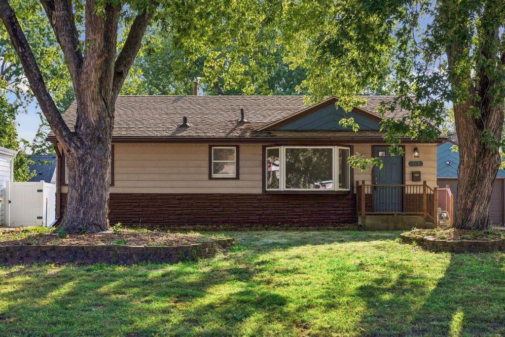 5318 Kentucky Avenue N, Crystal, MN 55428 — photo 2