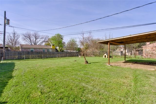 4712 Meadow Trail Drive, Dallas, TX 75236