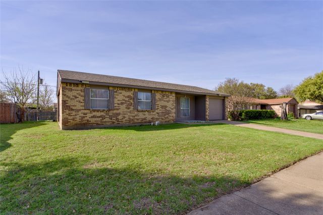 4712 Meadow Trail Drive, Dallas, TX 75236