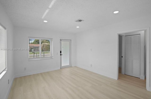801 NW 105th Street, Miami, FL 33150