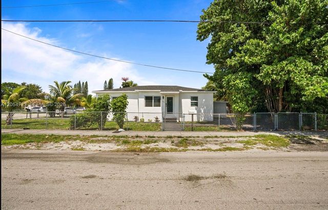 801 NW 105th Street, Miami, FL 33150