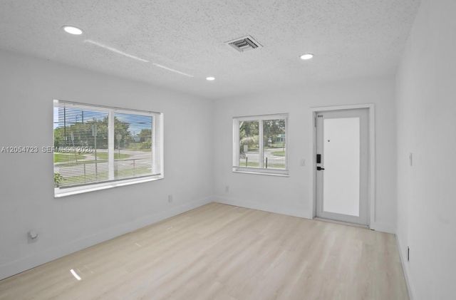 801 NW 105th Street, Miami, FL 33150