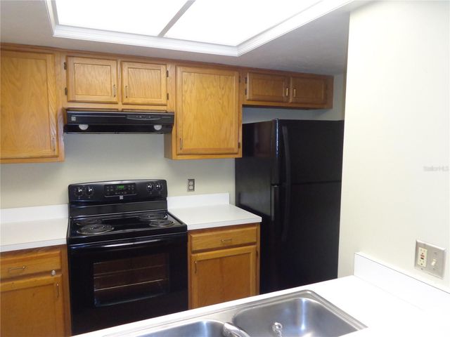 5859 SW 8TH PLACE, Gainesville, FL 32607