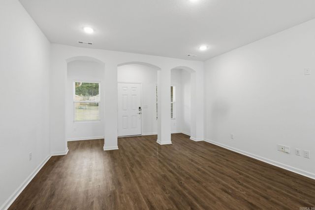 1155 Gallery Drive, Conway, AR 72032