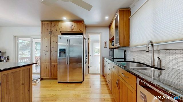 173 Broadway, Milford, CT 06460