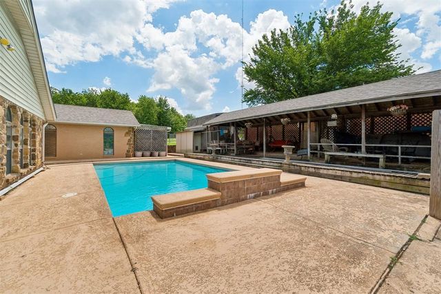 4423 NE 40th Street, Blanchard, OK 73010