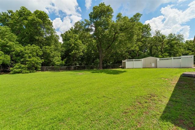 4423 NE 40th Street, Blanchard, OK 73010
