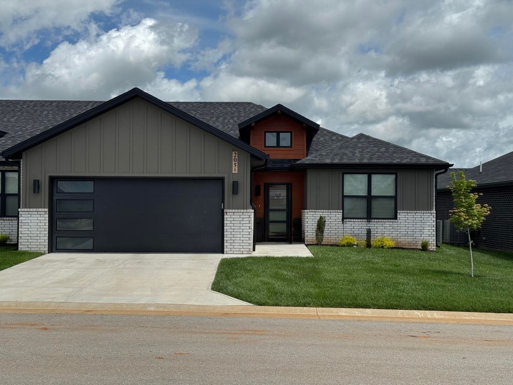 5955 S Farm Road 163 201a, Springfield, MO 65810