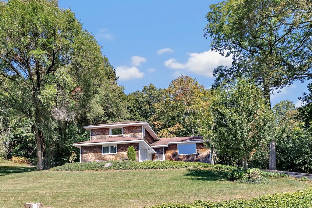 151 Kohanza Street, Danbury, CT 06811