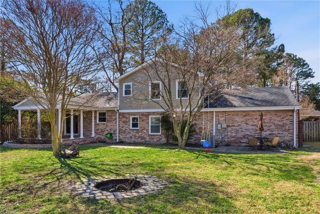 4017 Timberland DR, Portsmouth, VA 23703