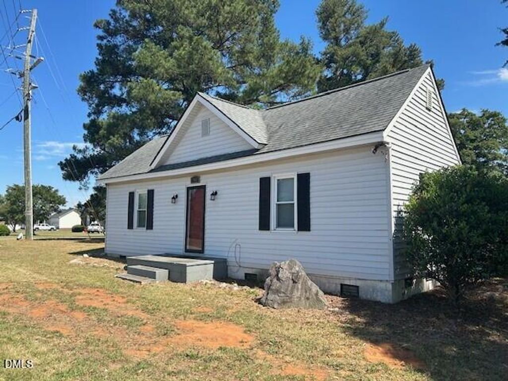 7941 Cleveland Road, Clayton, NC 27520