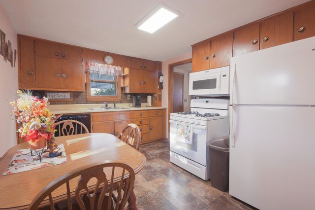 226 32nd Avenue N, Saint Cloud, MN 56303