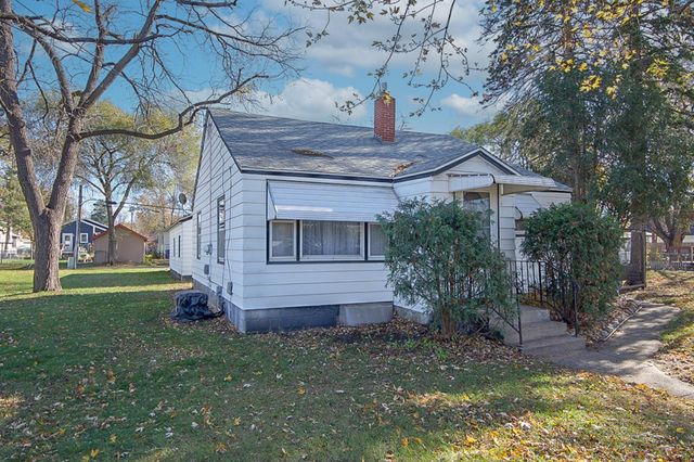 226 32nd Avenue N, Saint Cloud, MN 56303