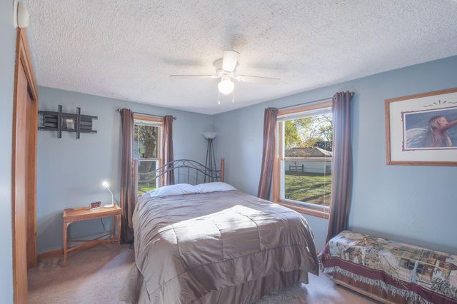 226 32nd Avenue N, Saint Cloud, MN 56303