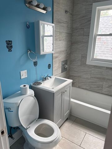 310 W 105th Street, Chicago, IL 60628