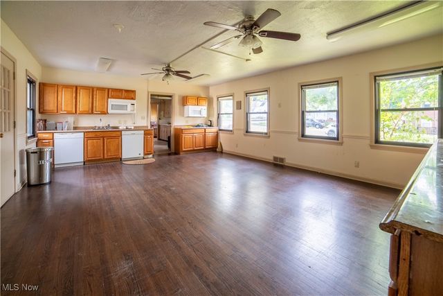 795-796 5th Street, Youngstown, OH 44471