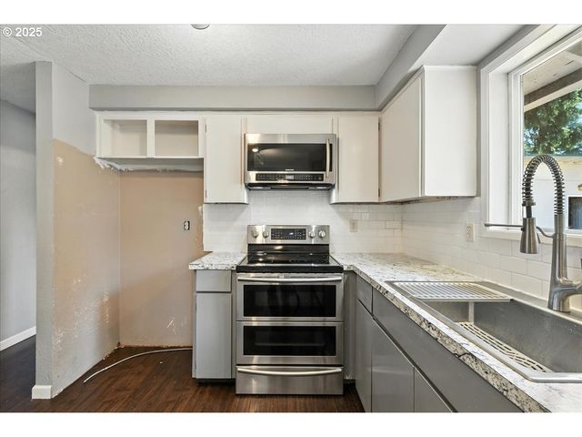 12619 Se 10TH St, Vancouver, WA 98683