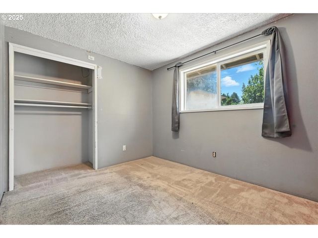 12619 Se 10TH St, Vancouver, WA 98683