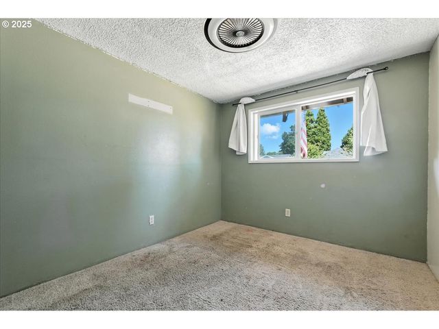 12619 Se 10TH St, Vancouver, WA 98683
