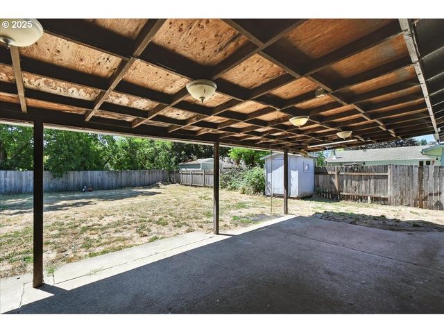 12619 Se 10TH St, Vancouver, WA 98683