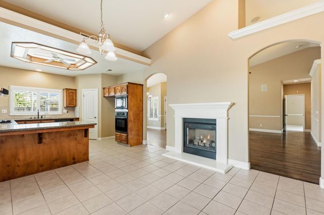 1929 N Harvard Avenue, Clovis, CA 93619