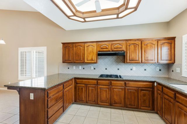 1929 N Harvard Avenue, Clovis, CA 93619