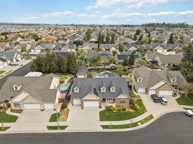 1929 N Harvard Avenue, Clovis, CA 93619