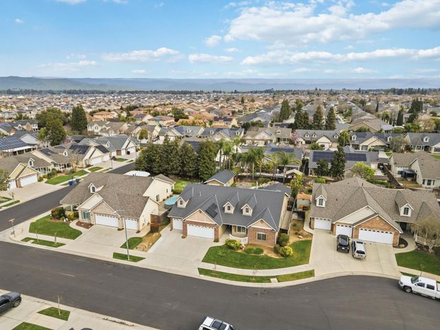 1929 N Harvard Avenue, Clovis, CA 93619