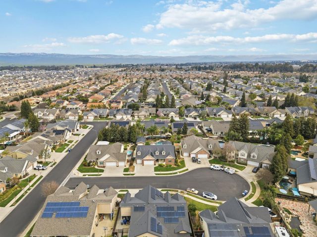 1929 N Harvard Avenue, Clovis, CA 93619