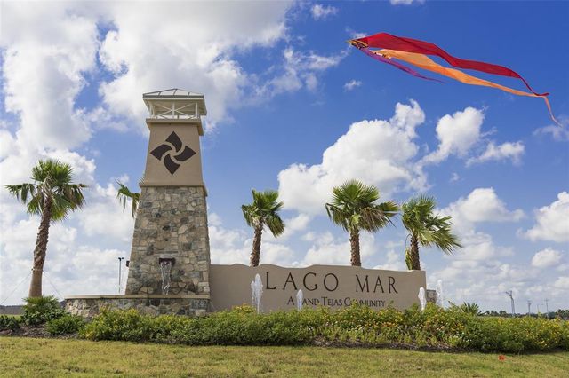 2710 Bolton Landing Drive, Texas City, TX 77568