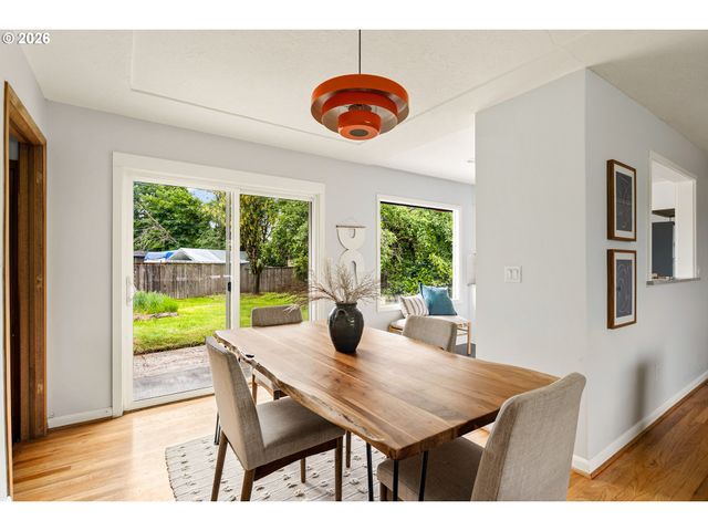 1100 Se 114TH Pl, Portland, OR 97216
