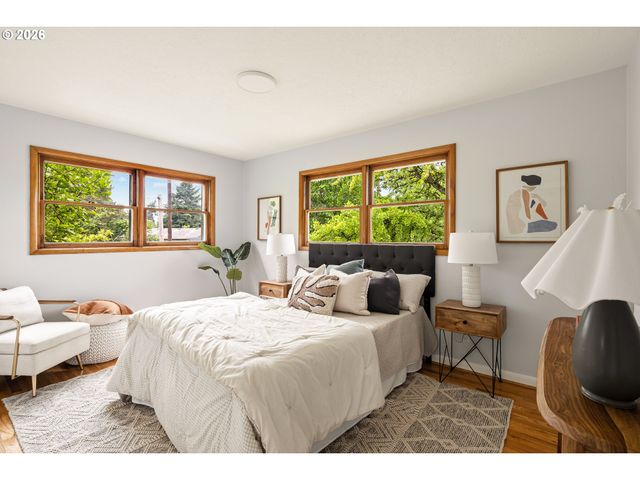 1100 Se 114TH Pl, Portland, OR 97216